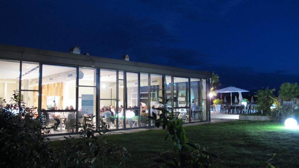 Hotel & Resort Le Colombare Foligno Exterior foto