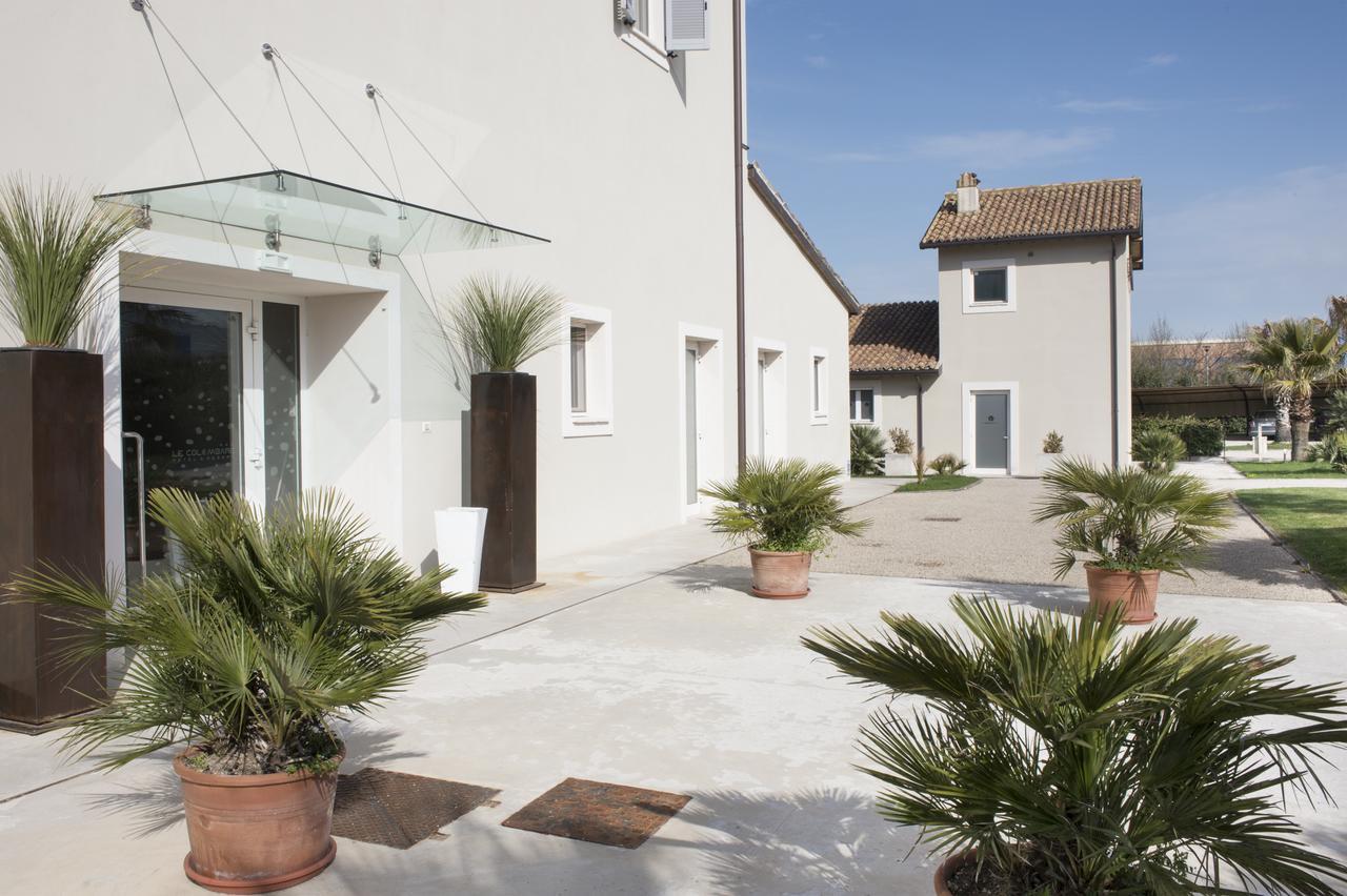 Hotel & Resort Le Colombare Foligno Exterior foto