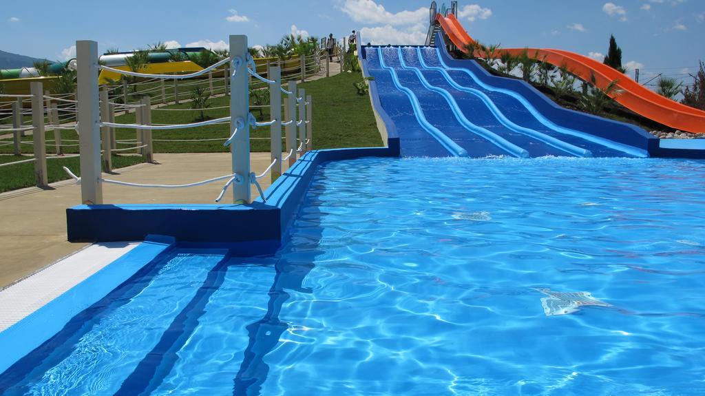 Hotel & Resort Le Colombare Foligno Quarto foto